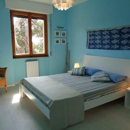 Apartamento La Casa Di Nina Quercianella Exterior foto